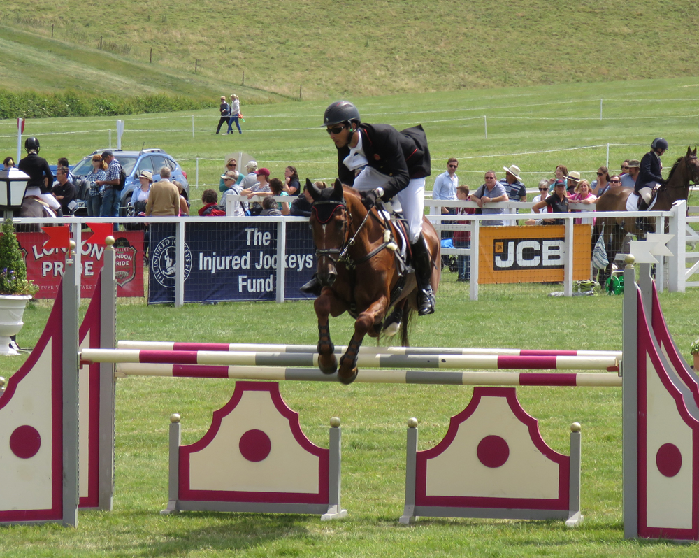 Alex Hua Tian & Don Geniro