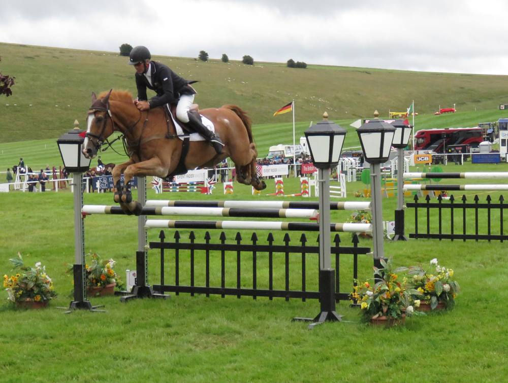 Nicholson & Nereo take the show jumping stage in their stride