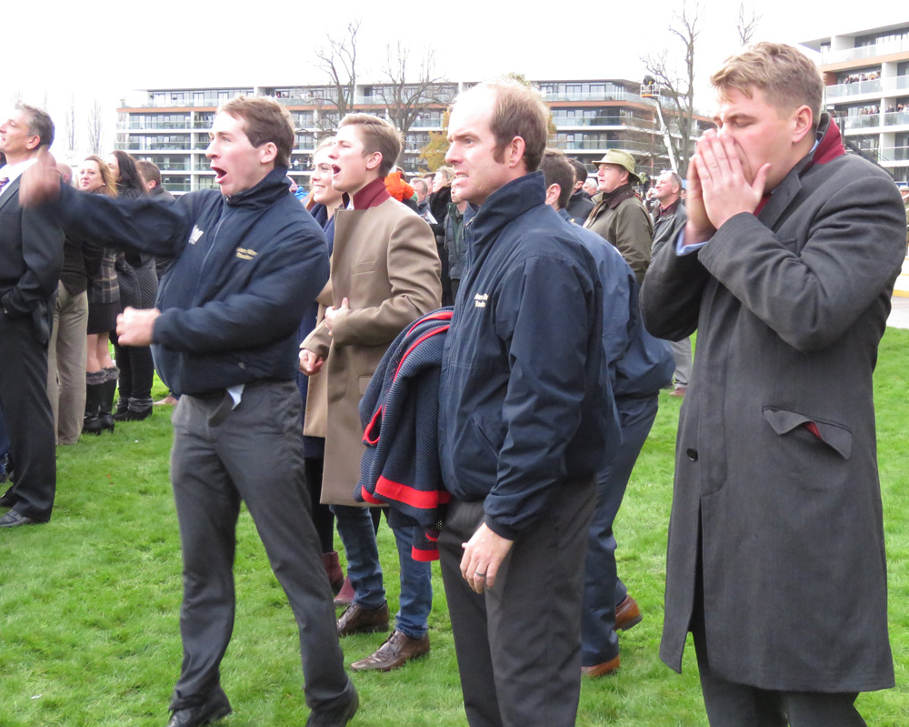 Travelling Head Lad Matt Howells holding the rug - Assistant Trainer Oliver Wardle on the right