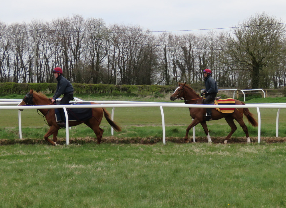 (On the right) Al Kazzem's brother Kazawi [Click to enlarge]