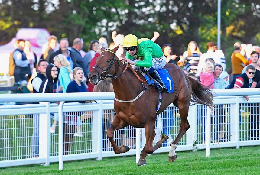  Oisin Murphy and Pempie (Photo: Denis Murphy - Official Photographer)